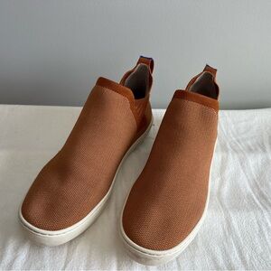 Rothy's Tan Chelsea Booties